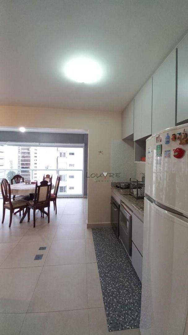 Apartamento à venda com 1 quarto, 43m² - Foto 9