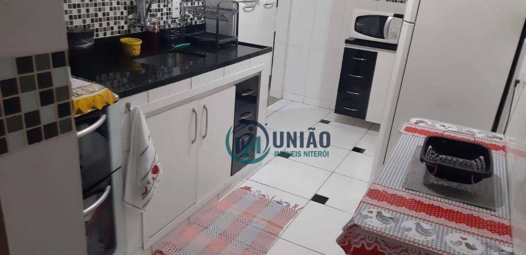 Apartamento à venda com 2 quartos, 60m² - Foto 14