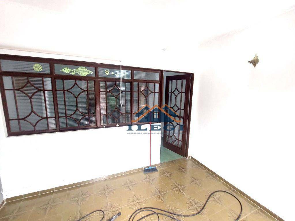 Casa para alugar com 2 quartos, 150M2 - Foto 17