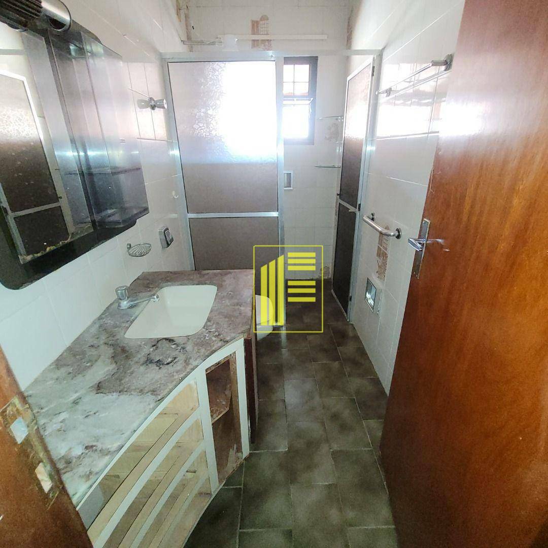 Casa para alugar com 2 quartos, 70m² - Foto 7