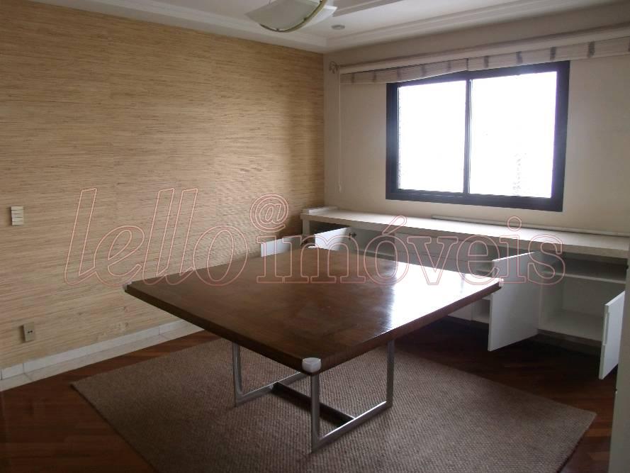 Apartamento para alugar com 4 quartos, 280m² - Foto 2