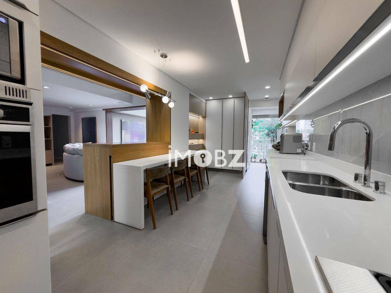 Apartamento à venda com 3 quartos, 175m² - Foto 15