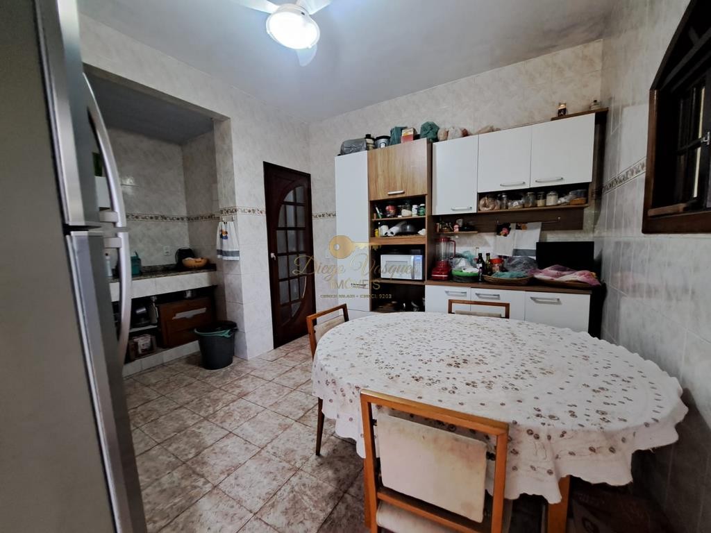 Casa à venda com 4 quartos, 360m² - Foto 11