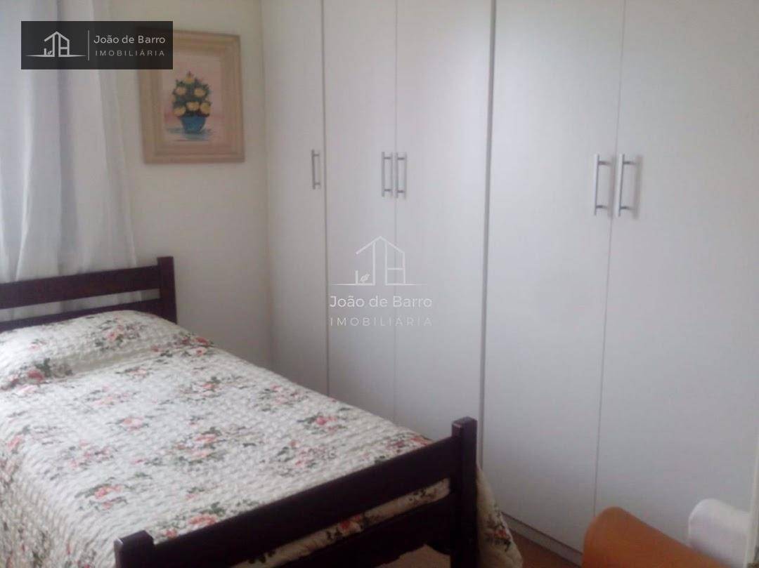 Apartamento à venda com 3 quartos, 98m² - Foto 9