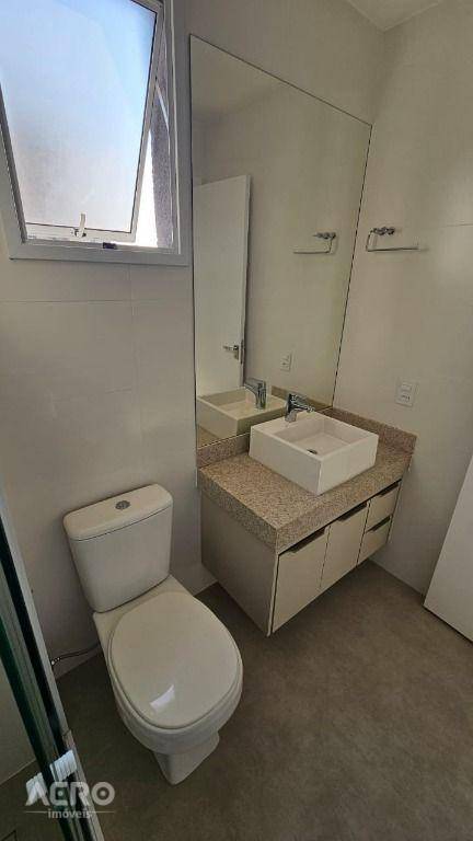 Apartamento para alugar com 3 quartos, 106m² - Foto 17