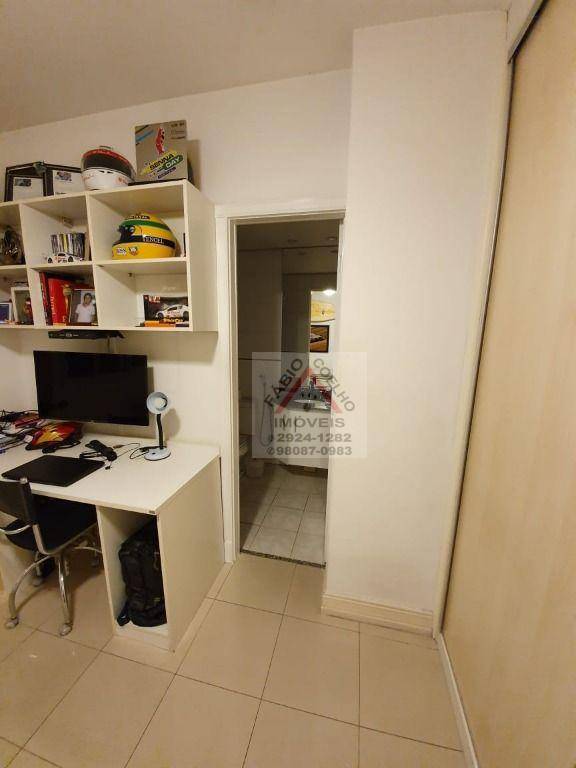 Apartamento à venda com 3 quartos, 130m² - Foto 17