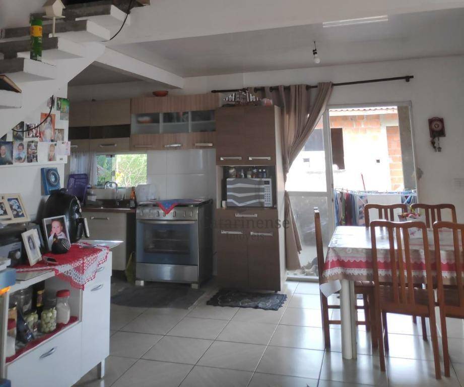 Casa à venda com 3 quartos, 180m² - Foto 10