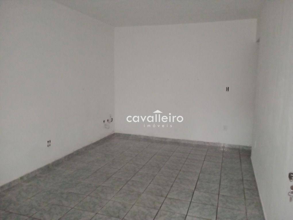 Casa à venda com 2 quartos, 72m² - Foto 4