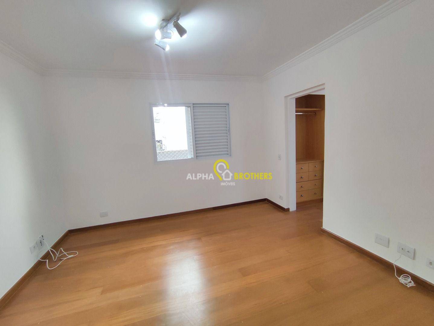 Casa de Condomínio à venda com 4 quartos, 400m² - Foto 21