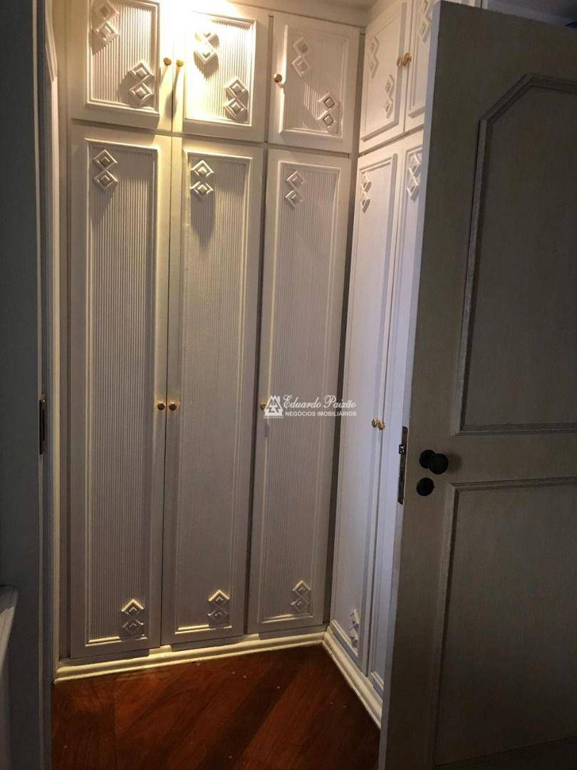 Apartamento à venda com 4 quartos, 230m² - Foto 30