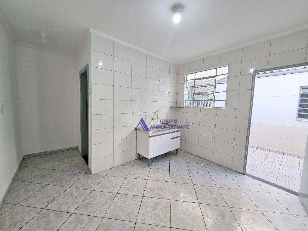 Casa para alugar com 3 quartos, 130m² - Foto 16