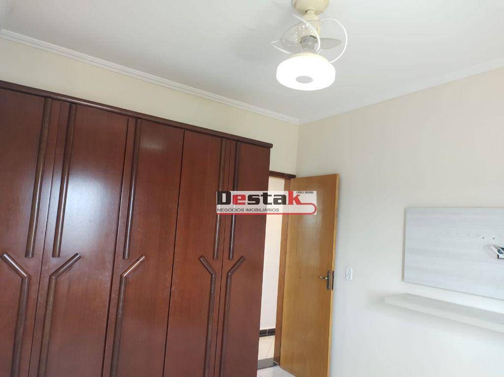 Apartamento à venda com 2 quartos, 61m² - Foto 12