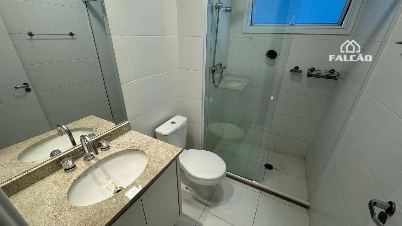 Apartamento para alugar com 2 quartos, 80m² - Foto 12