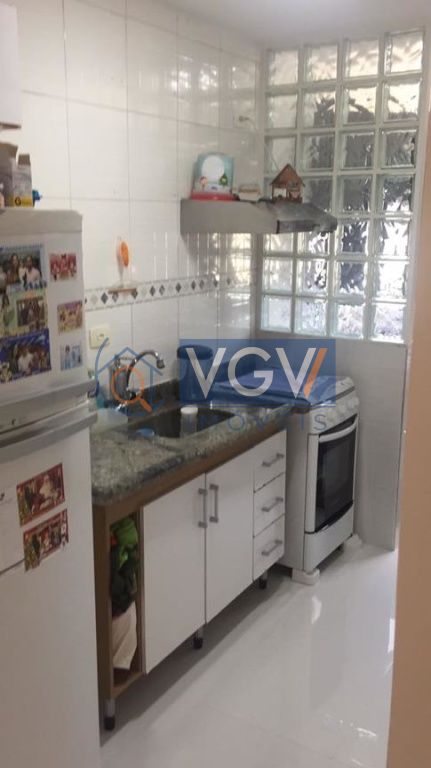 Apartamento à venda com 2 quartos, 55m² - Foto 13