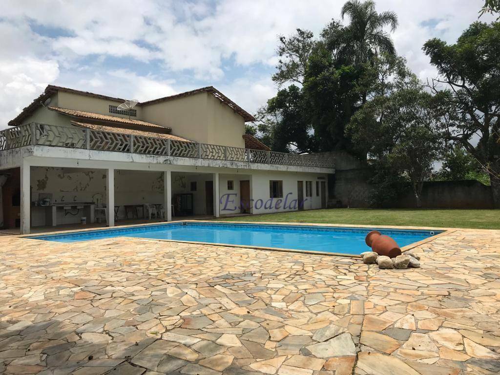 Casa à venda com 3 quartos, 316m² - Foto 1