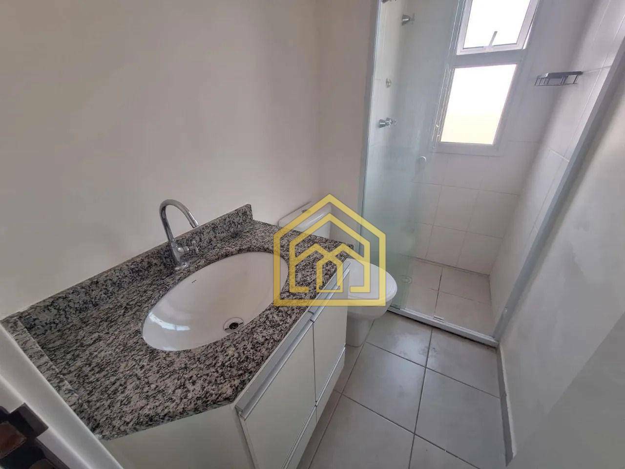 Apartamento para alugar com 2 quartos, 65m² - Foto 9