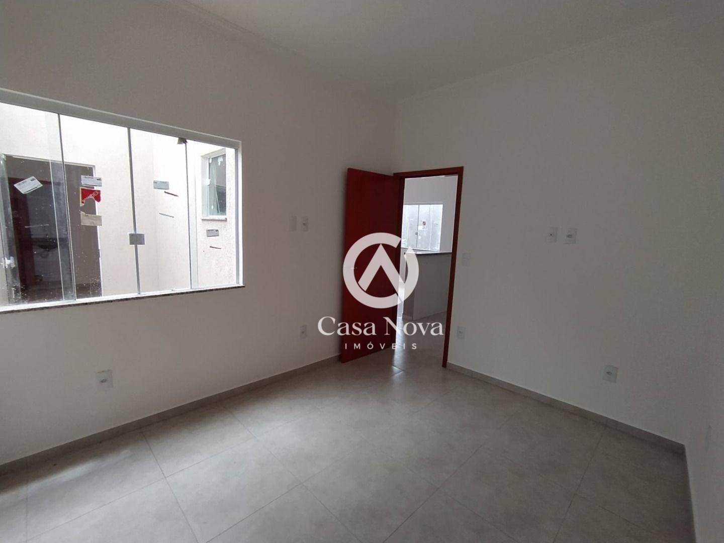 Casa à venda com 2 quartos, 60m² - Foto 6