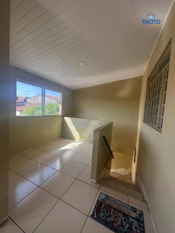 Casa à venda com 8 quartos, 400m² - Foto 24