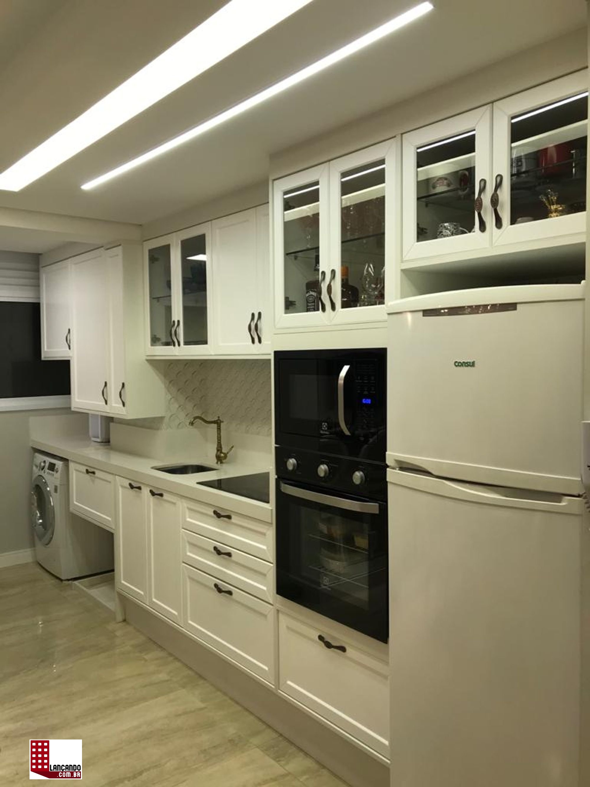 Apartamento à venda com 2 quartos, 61m² - Foto 7