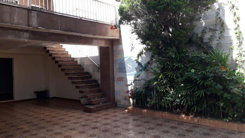 Sobrado à venda com 4 quartos, 450m² - Foto 28