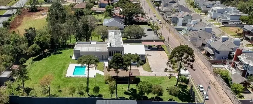 Casa à venda com 5 quartos, 850m² - Foto 1
