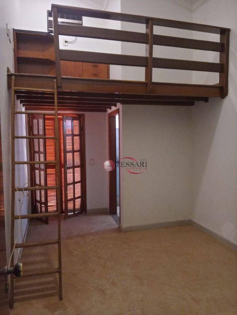 Casa para alugar com 4 quartos, 441m² - Foto 11