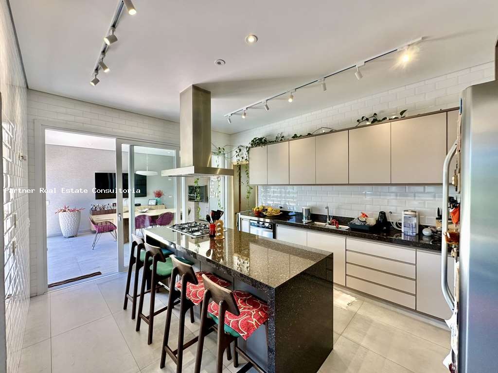Casa de Condomínio à venda com 4 quartos, 525m² - Foto 27