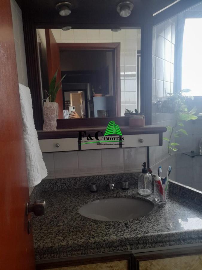 Apartamento à venda com 3 quartos, 129m² - Foto 5