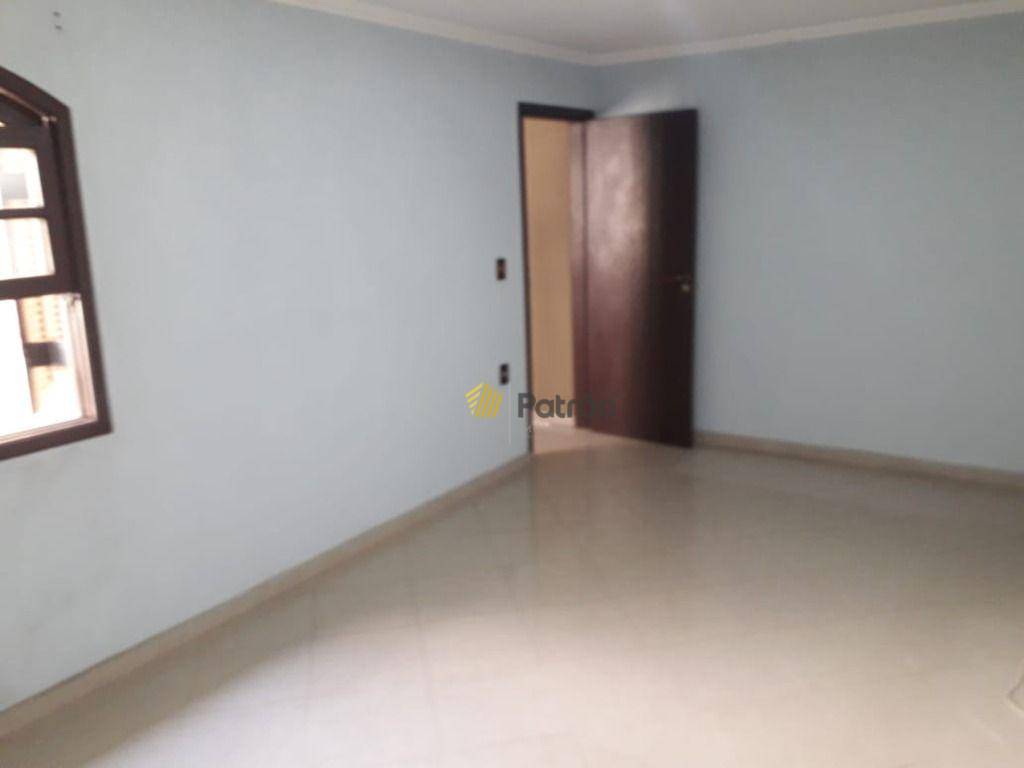 Sobrado à venda com 3 quartos, 260m² - Foto 6