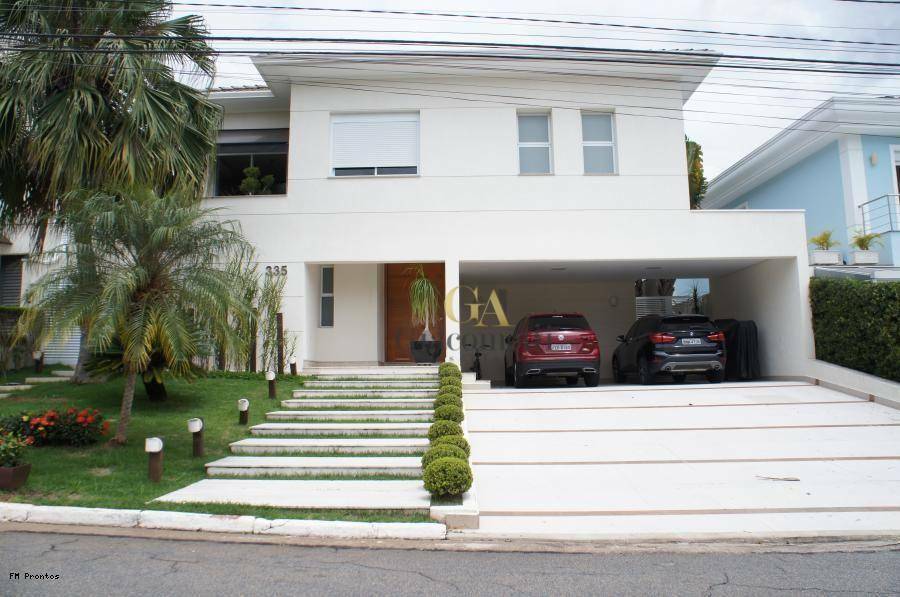 Casa de Condomínio à venda com 4 quartos, 500m² - Foto 2