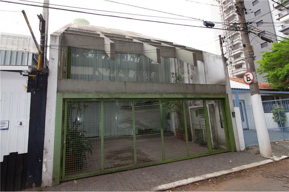 Casa de Condomínio à venda com 1 quarto, 200m² - Foto 21