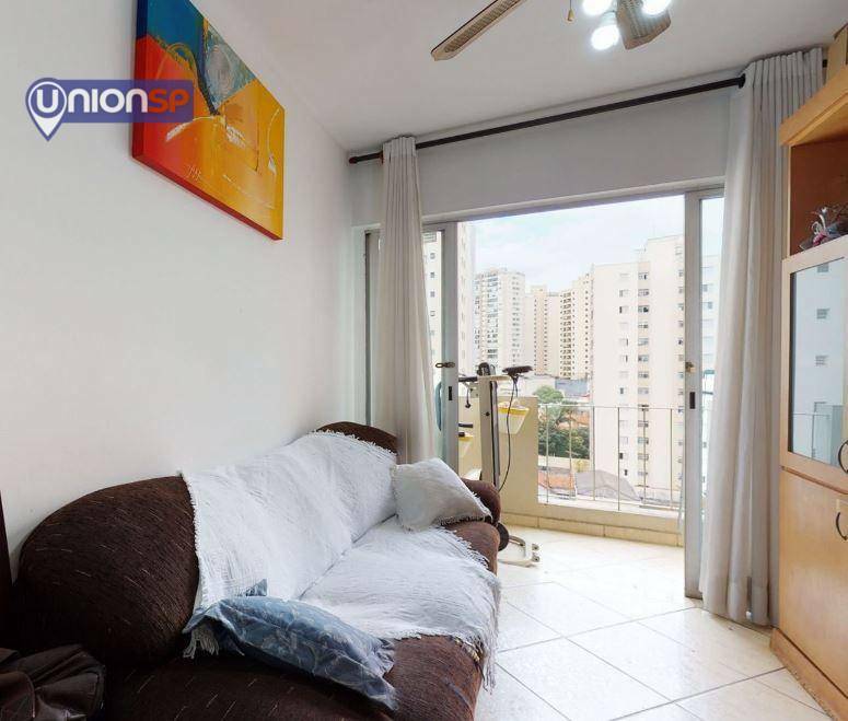 Apartamento à venda com 2 quartos, 61m² - Foto 2