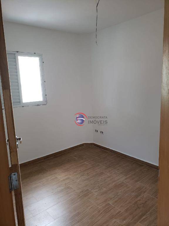 Cobertura à venda com 2 quartos, 100m² - Foto 2