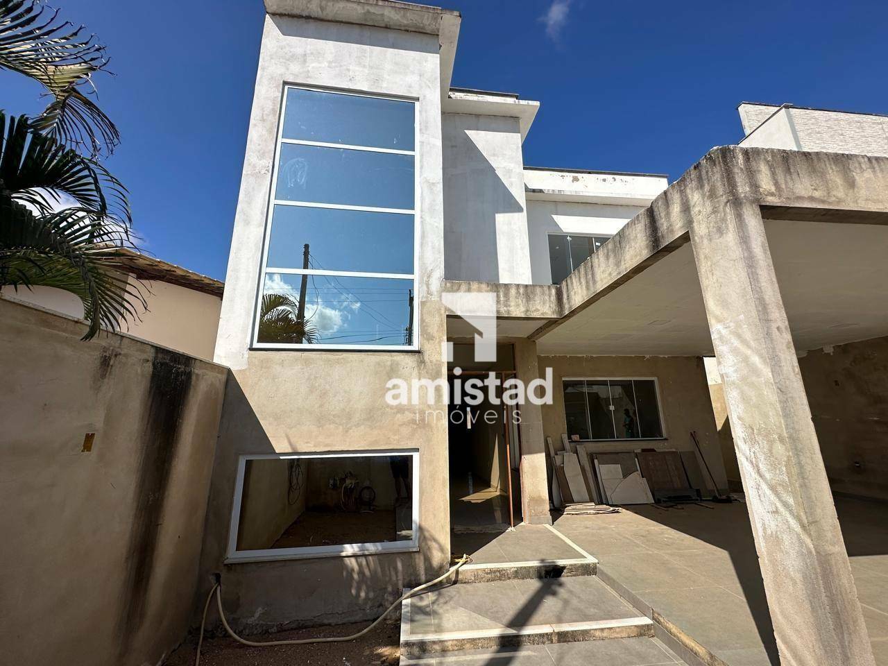 Casa à venda com 3 quartos, 226m² - Foto 2