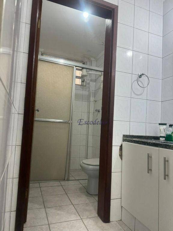 Sobrado à venda com 6 quartos, 240m² - Foto 55