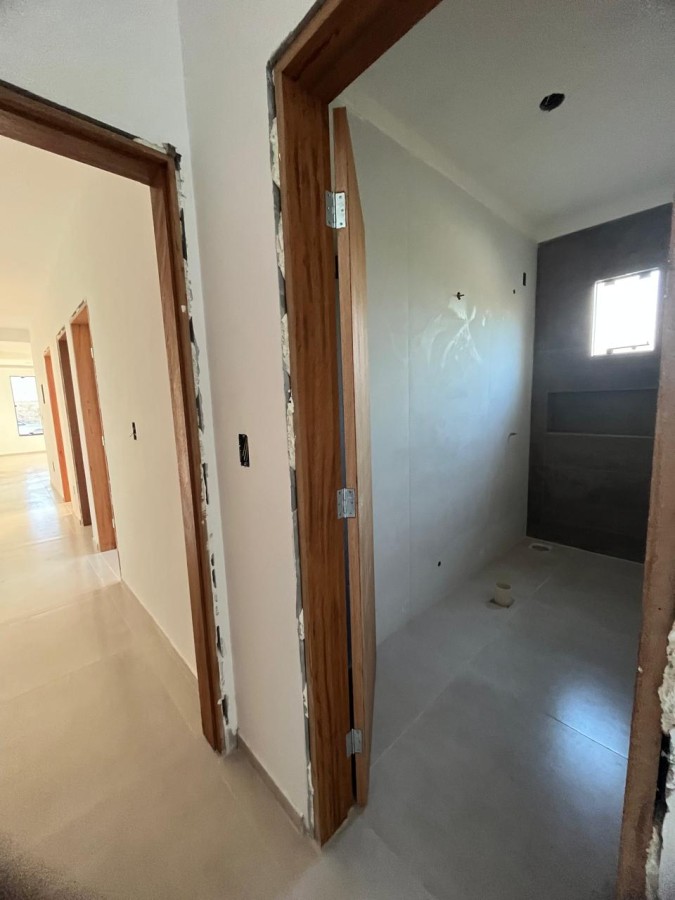 Casa à venda com 2 quartos, 165m² - Foto 14