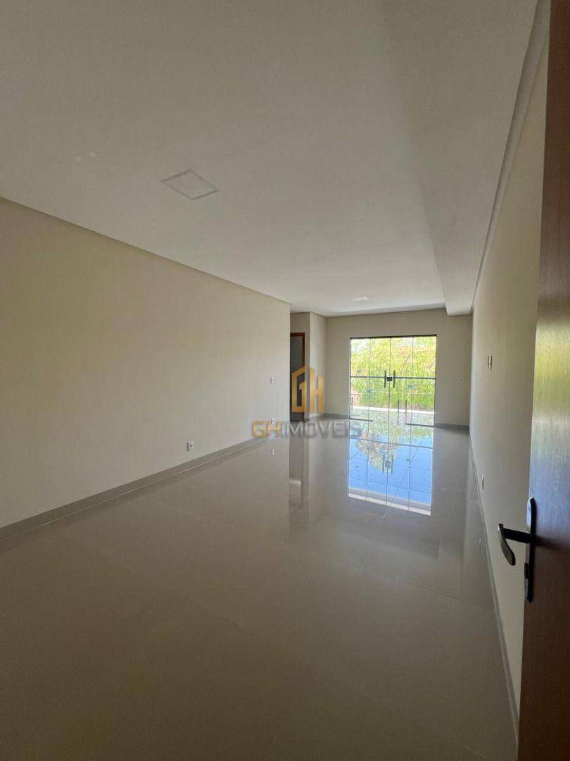 Sobrado à venda com 4 quartos, 210m² - Foto 3