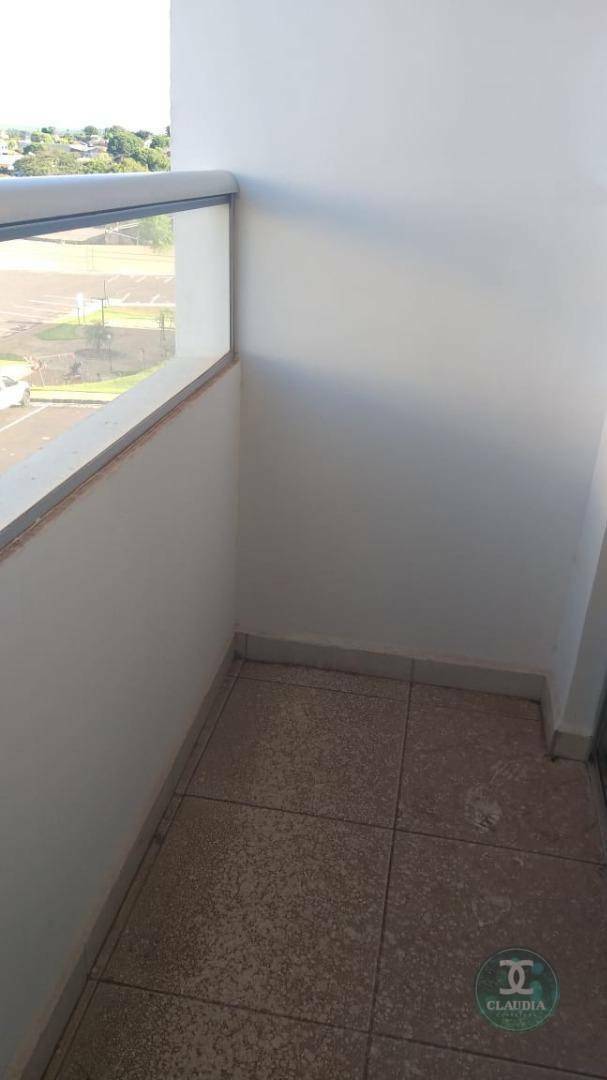 Apartamento à venda com 2 quartos, 60m² - Foto 4