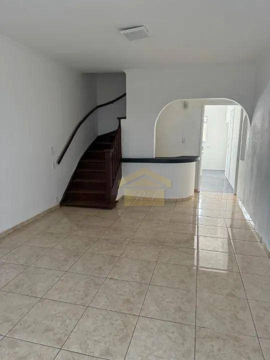 Sobrado à venda com 4 quartos, 182m² - Foto 2