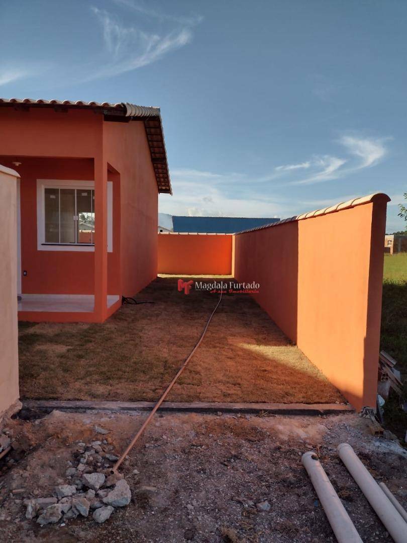 Casa à venda com 2 quartos, 54m² - Foto 8