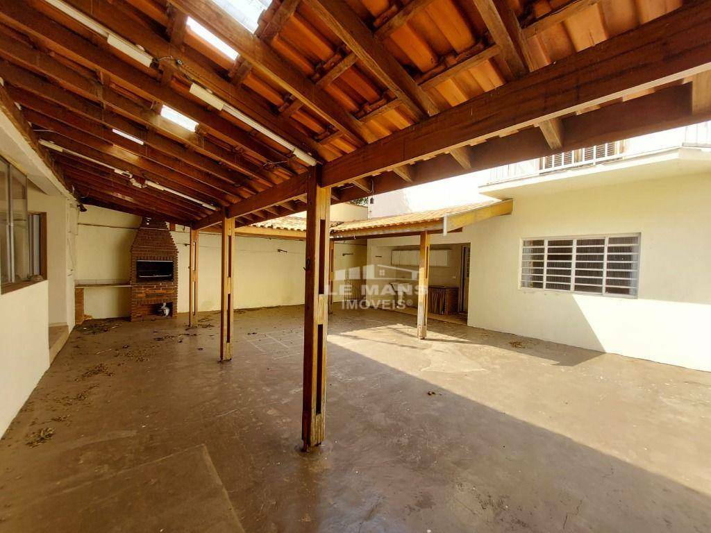 Casa à venda com 3 quartos, 327m² - Foto 15