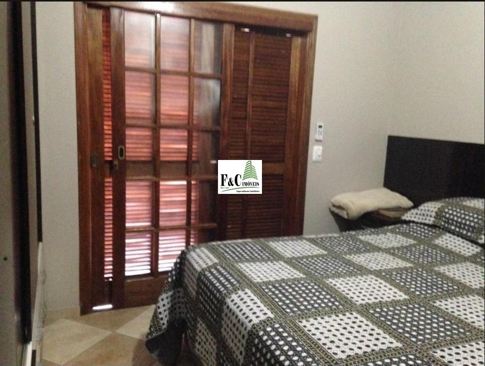 Casa de Condomínio à venda com 3 quartos, 250m² - Foto 11