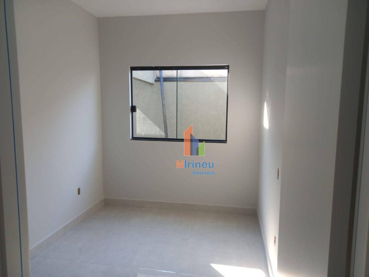 Casa à venda com 3 quartos, 108m² - Foto 12