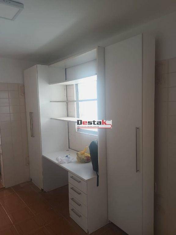 Sobrado para alugar com 3 quartos, 320m² - Foto 18