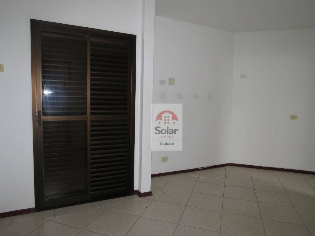 Apartamento à venda com 3 quartos, 110m² - Foto 4