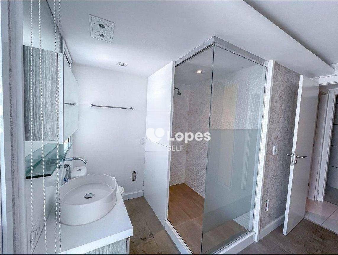 Apartamento à venda com 4 quartos, 158m² - Foto 12