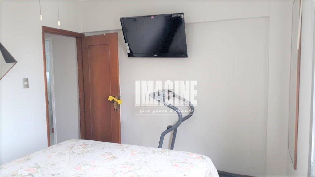 Apartamento à venda com 3 quartos, 130m² - Foto 12