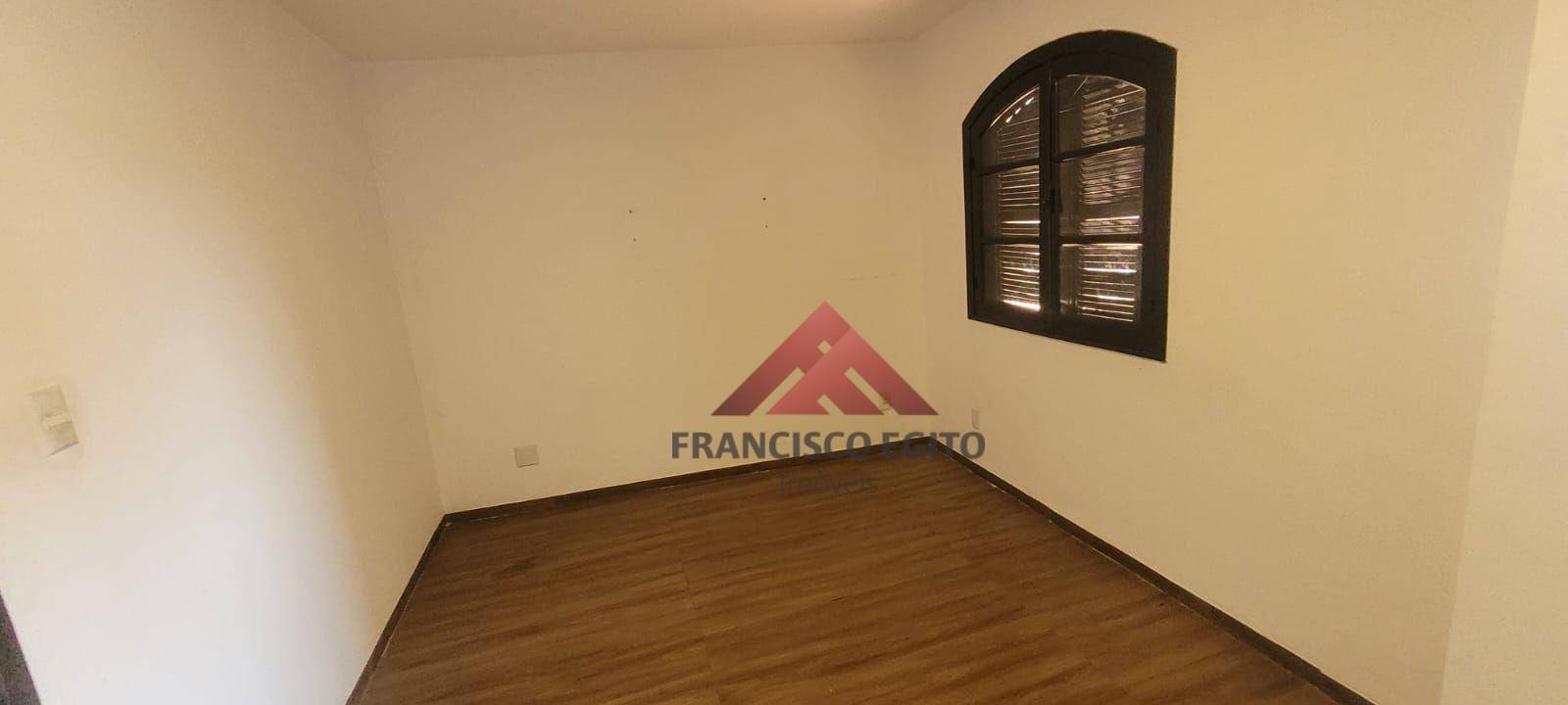 Casa à venda com 3 quartos, 100m² - Foto 15