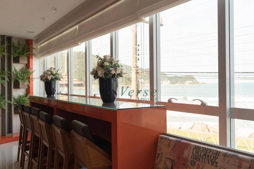 Apartamento à venda com 3 quartos, 200m² - Foto 15