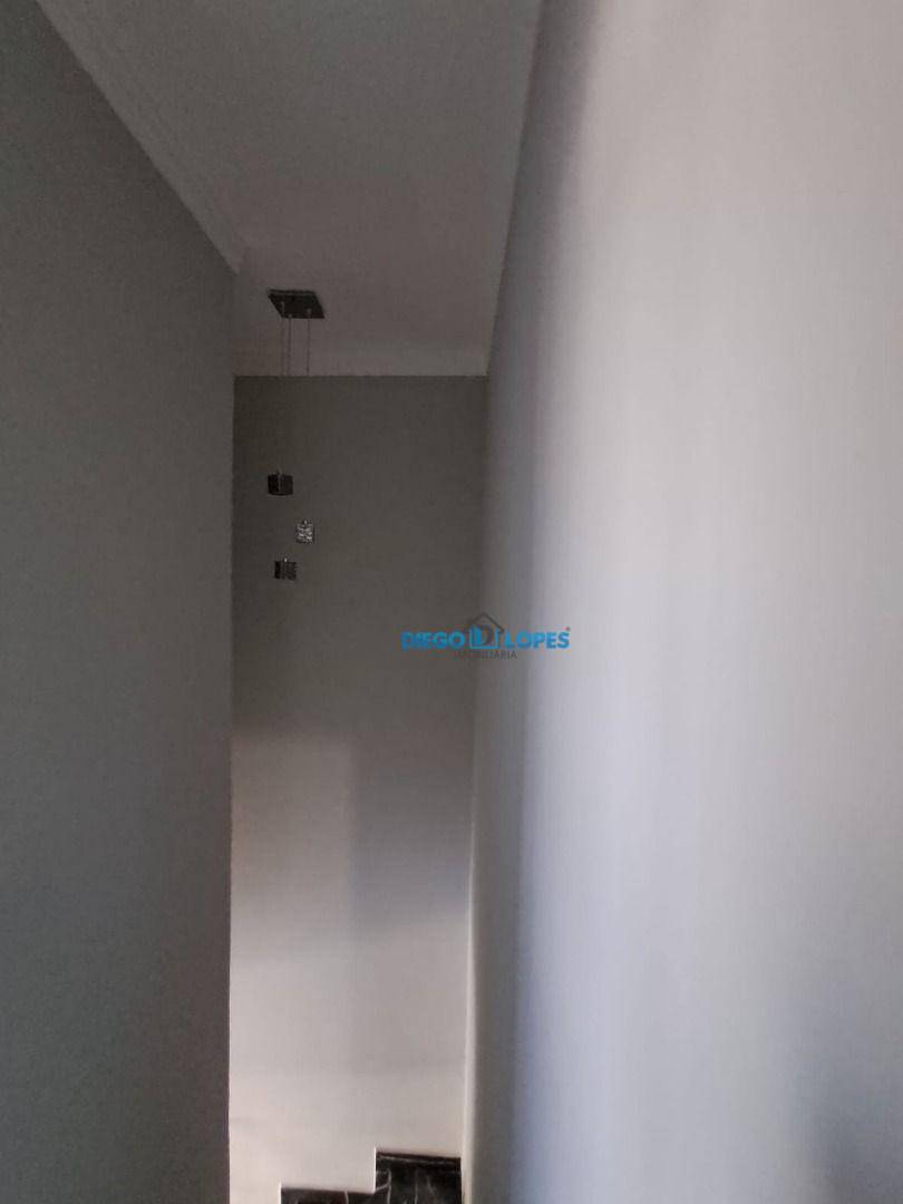 Sobrado à venda com 3 quartos, 67m² - Foto 9